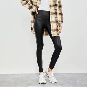 Wilfred Free Aritzia Leather Leggings